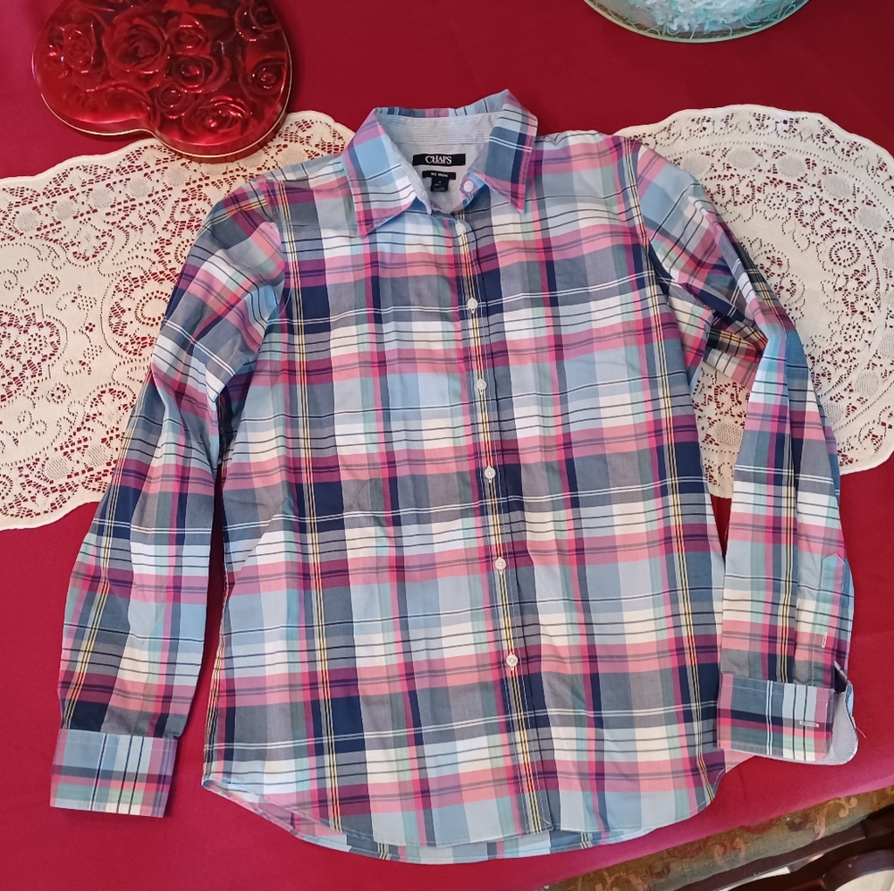 Chaps medium no iron button down long sleeve shirt pink & blue spring plaid cute